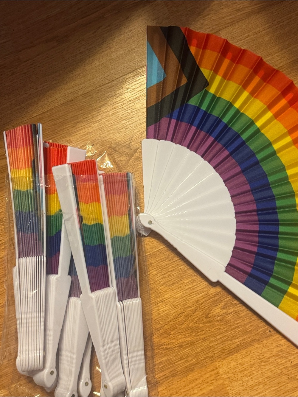 Pride progression Fans - Picture 3 of 3
